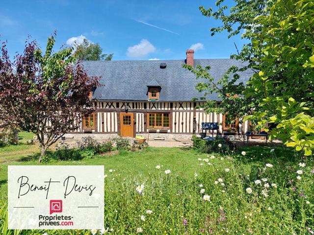 Ancien corps de ferme avec dépendances 1.3 Hectare
