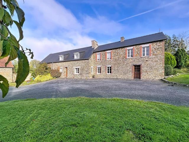 Ancien Corps De Ferme Avec Dependances A 10Mn Saint Lo 212m² Saint Jean de Savigny