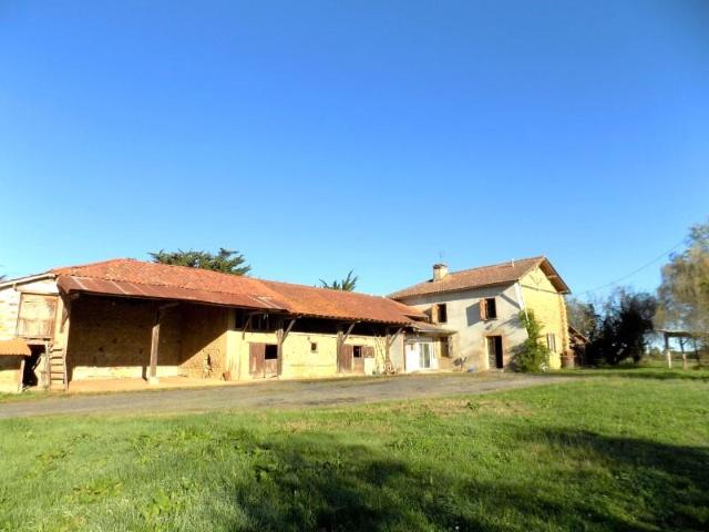 Ancien corps de Ferme Gasconne à rénover 170m² Masseube