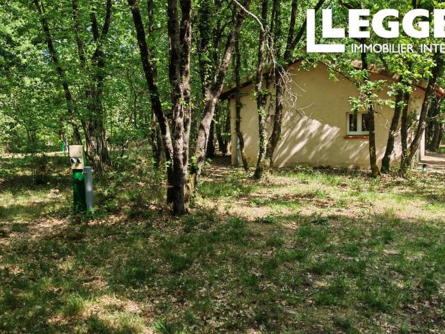 Ancien camping 1,4 ha avec autorisations – gîtes, chalets et fort potentiel touristique prêt à exploiter