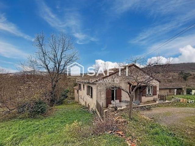 Maison au coeur du village