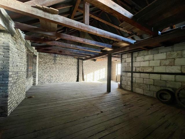 Ancien atelier à rénover