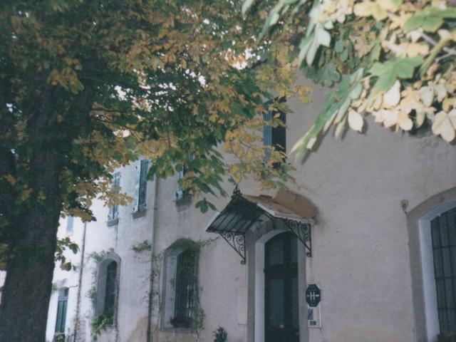 Ancien HOTEL RESTAURANT à restaurer entiérement