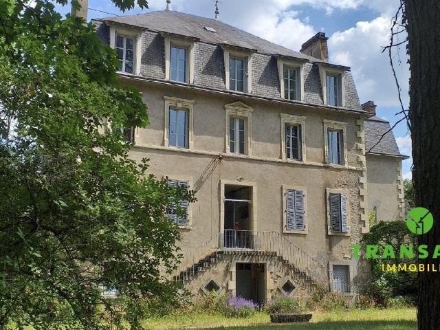 Ancien hôtel Xix? 671 m², 13 chambres, parc 4 000 m² ? 600m² Chambon sur Voueize