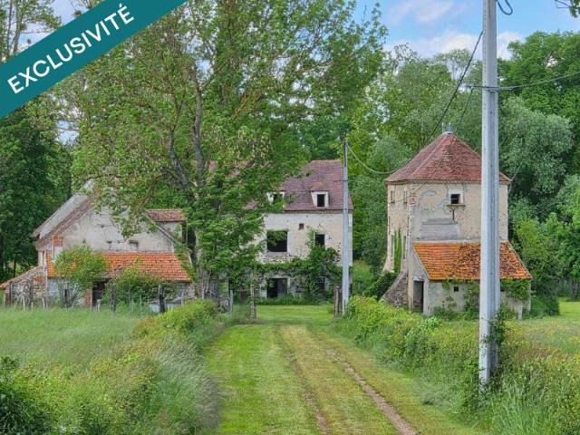 Ancien Moulin avec maison à rénover sur 17141 M2