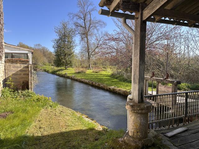Ancien moulin à eau, maisons et dépendances