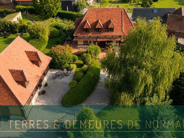 Ancien pressoir du XVIIIe siècle composée de 2 habitations, réno