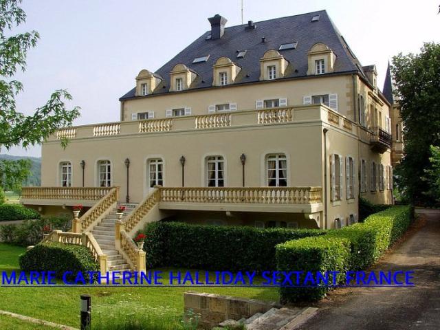 Ancien Relais Château Rénové – Rentabilité Maximale !