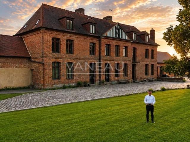 Ancien Relais de Poste 18ème de 700 m² habitation et événementiel A proximité de Rouen