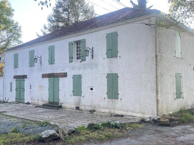 Ancienne auberge idéale projet touristique / familiale