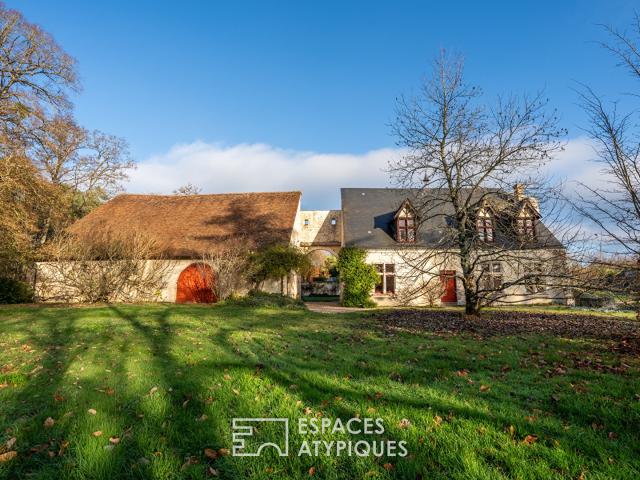 Ancienne commanderie du XVème siècle et son parc avec étang 197m² Romorantin Lanthenay