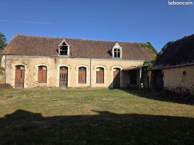 Ancienne école, 2 bâtiments avec cour et jardin