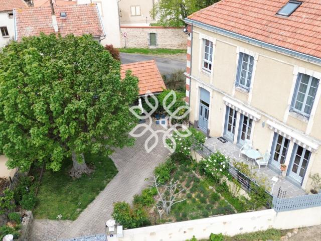 Ancienne école rénové en Maison Familiale