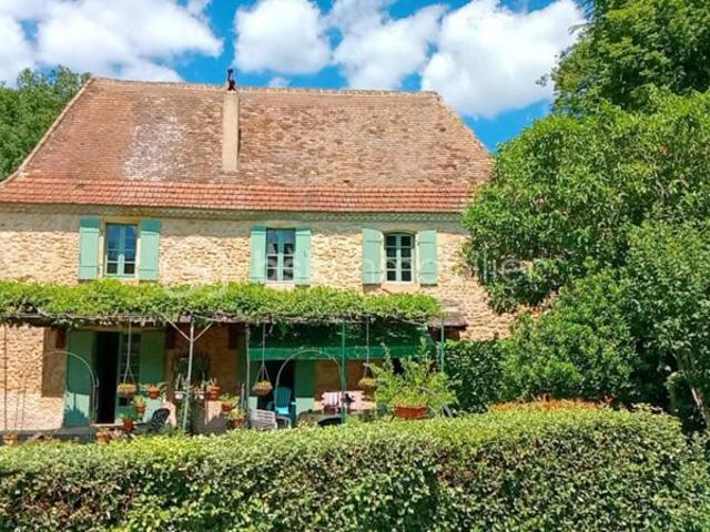 Ancienne et Magnifique Maison en Pierres de type Périgourdine, située à Bayac 24150