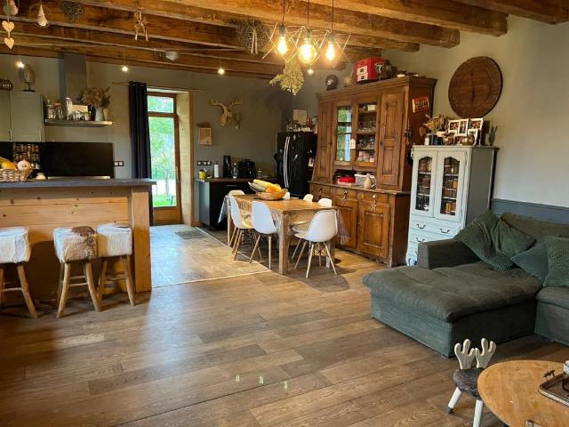 Ancienne ferme – 6 chambres – jardin 600 m²