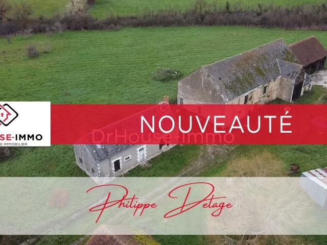 Ancienne ferme à rénover, 2 hectares, grange à porteau, dépendan