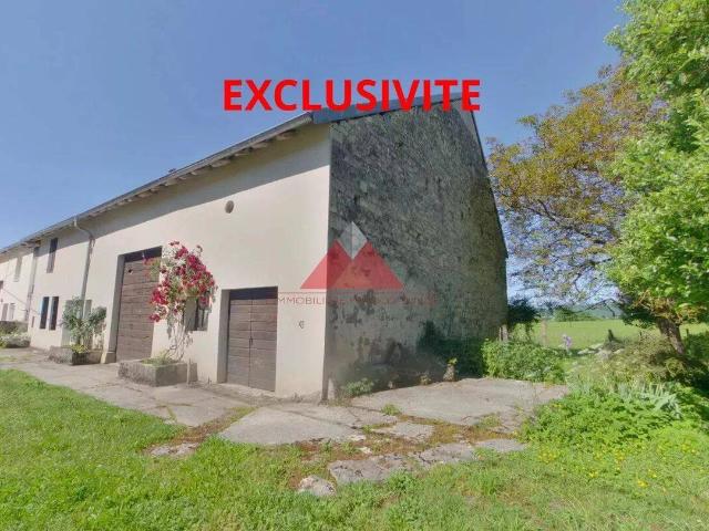 Ancienne ferme avec 3435m² de terrain et belle vue dégagée