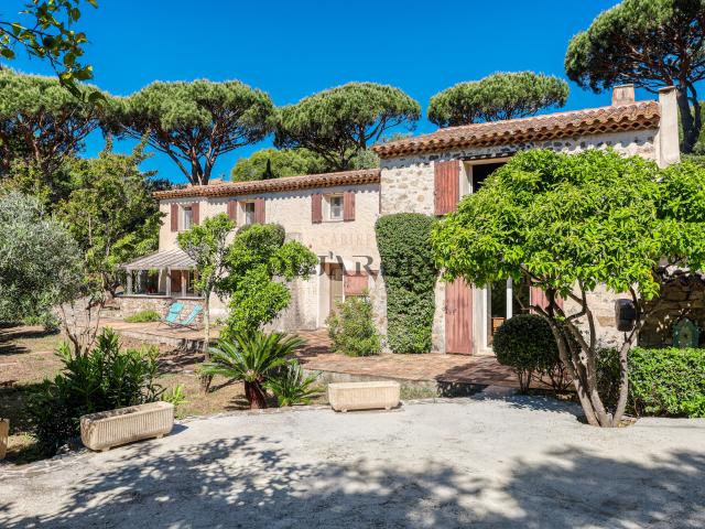 Ancienne Ferme en Pierre Domaine Privé de l’Escalet