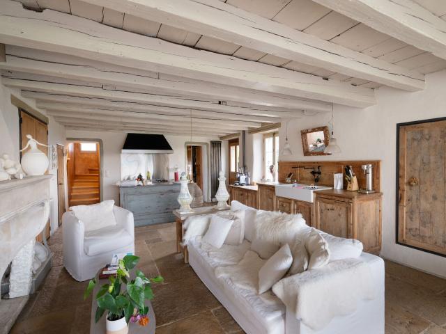 Ancienne ferme entièrement rénovée | dreamo. Ch