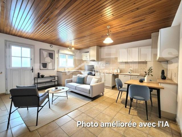 Ancienne grange rénovée à Nébias – Idéal premier achat ou
