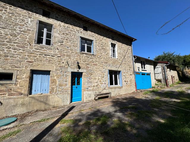 Ancienne Maison en Pierre 3 Ch, Garage, Dépendances et Jardin