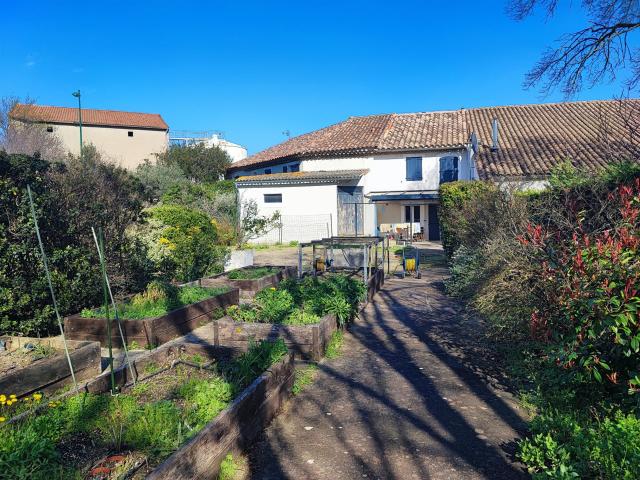 Ancienne Remise 217m² La Redorte
