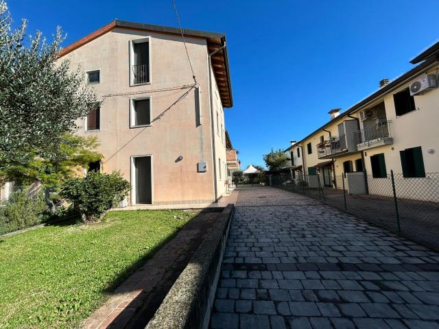 ANCONETTA PORZIONE DI BIFAMILIARE