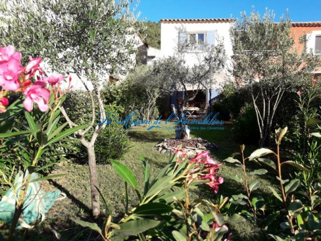 Anduze Maison F3 avec jardin dans résidence sécurisée avec p