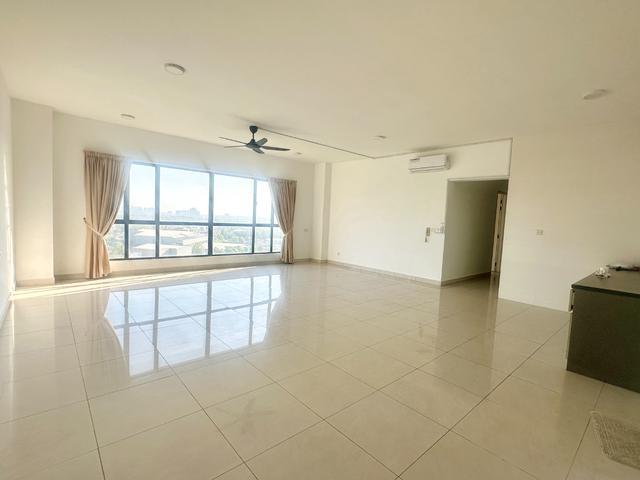Andana Condo DAlpinia Puchong 1572sf Below Market Price31 room