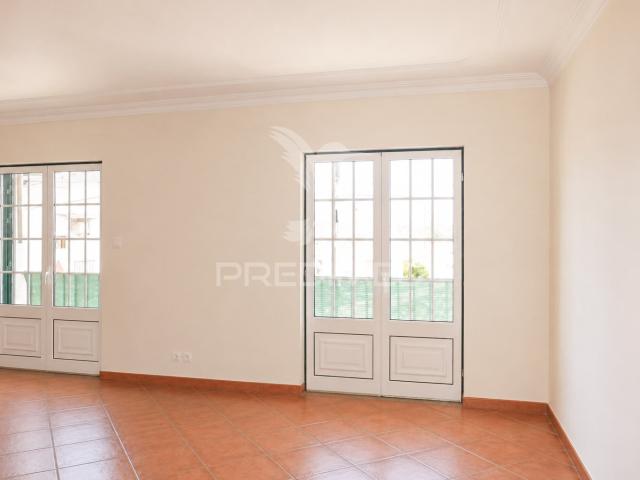 Andar de Moradia T5 Duplex