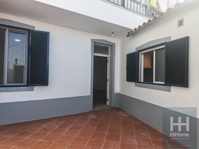 Andar de Moradia T1+1 recuperada no Funchal