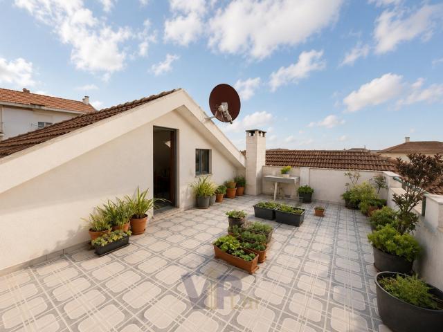 Andar de Moradia T3 c/ Terraço Campanhã Porto 125m² Campanhã