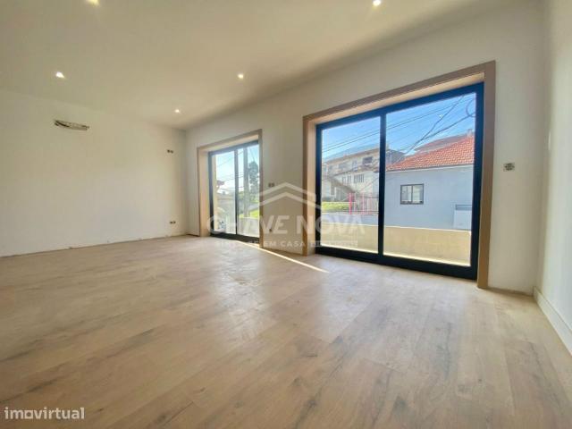 Andar de Moradia T3, Sete Caminhos, Gondomar