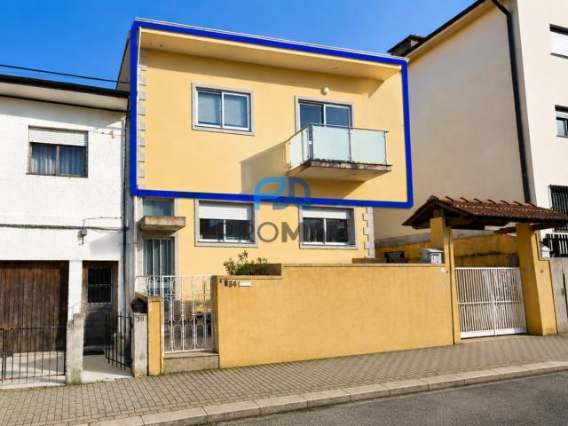 Andar Moradia T4 Duplex | Rio Tinto
