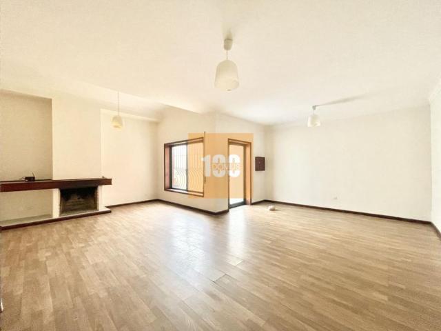 Andar Moradia T4, Santa Marinha e São Pedro Da Afurada, Vila Nova de Gaia | BPI Expresso Imobiliário