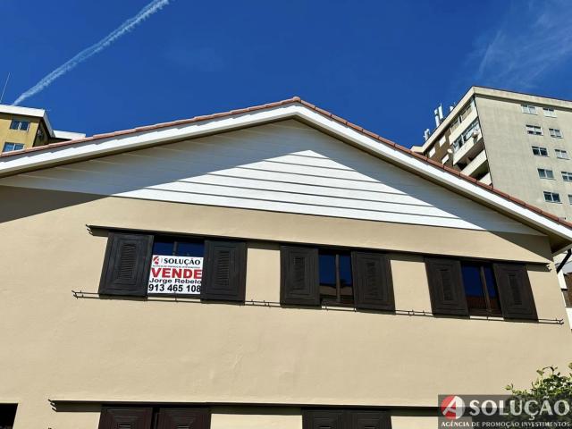 Andar Moradia T5, Santo Tirso, Couto Santa Cristina e São Miguel e Burgães, Santo Tirso | BPI Expresso Imobiliário