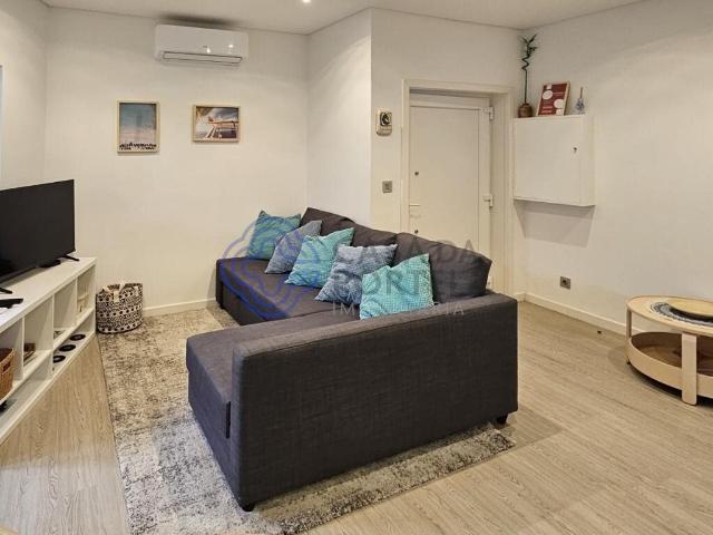 Andar Moradia T2 na 1ª linha de mar da Praia de Angeiras, pa. 70m² Perafita, Lavra e Santa Cruz do Bispo