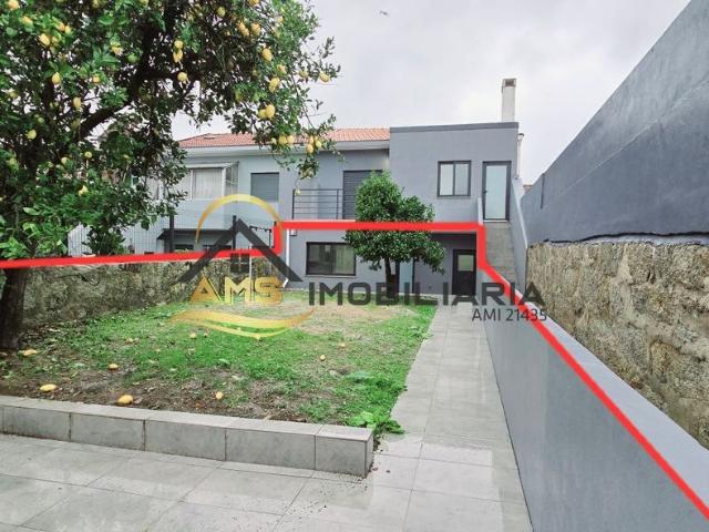 Andar Moradia T2 remodelado na zona da Asprela