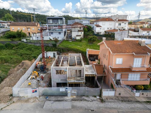 Andar Moradia T3 Duplex em Gondomar