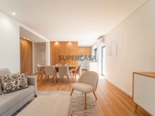Andar Moradia T3 em Ponte, Guimarães Primeiro Piso