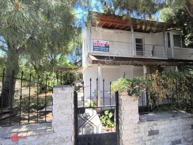 Çandarlı Merkezde Denize Sıfır Müstakil Dubleks