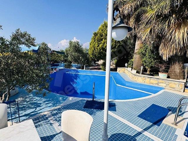 Çandarlı Merkeze 4 Km 13.366 m Arazi 4 Odalı Havuzlu Apart