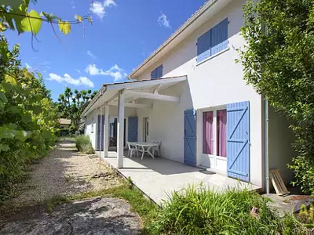 Andernos les Bains 33510 Achat / Vente maison 4 pièces t4 au dernier étage terrasse