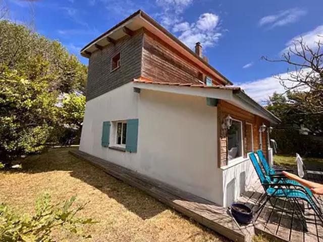 Andernos les Bains 33510 Achat / Vente maison 4 pièces t4 au dernier étage terrasse