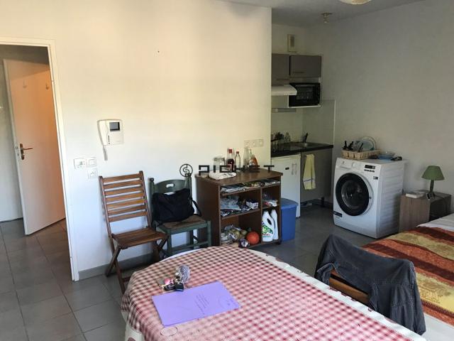 ANDERNOS LES BAINS, STUDIO et PARKING