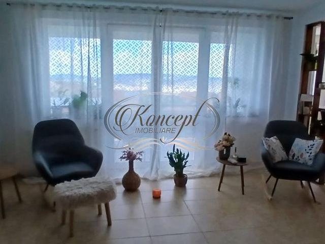Andrei Muresanu, apartament 3 camere cu terasa si garaj