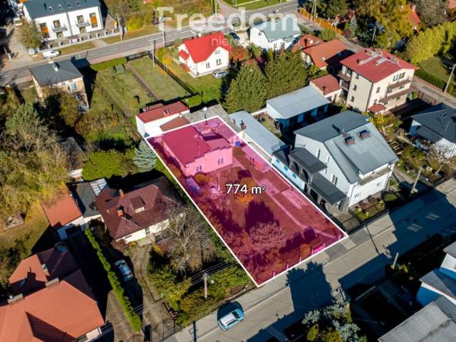 Andrzeja Frycza Modrzewskiego 774 m², Kobyłka