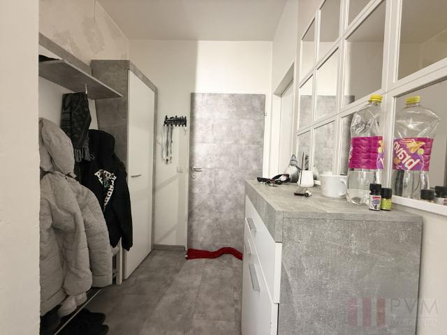 ANFRAGEN BITTE PER MAIL 2 ZIMMER MIT LOGGIA PARSCH