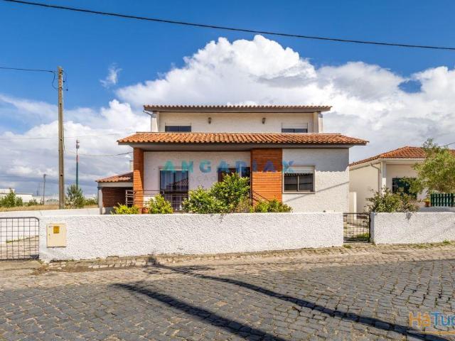 ANG1617 Moradia T5 para Venda em Vieira de Leiria | 26064090948