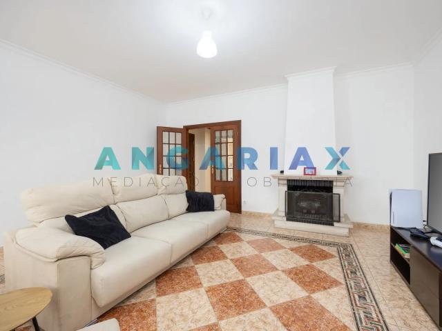 ANG1637 Apartamento T3 para Arrendamento em Leiria